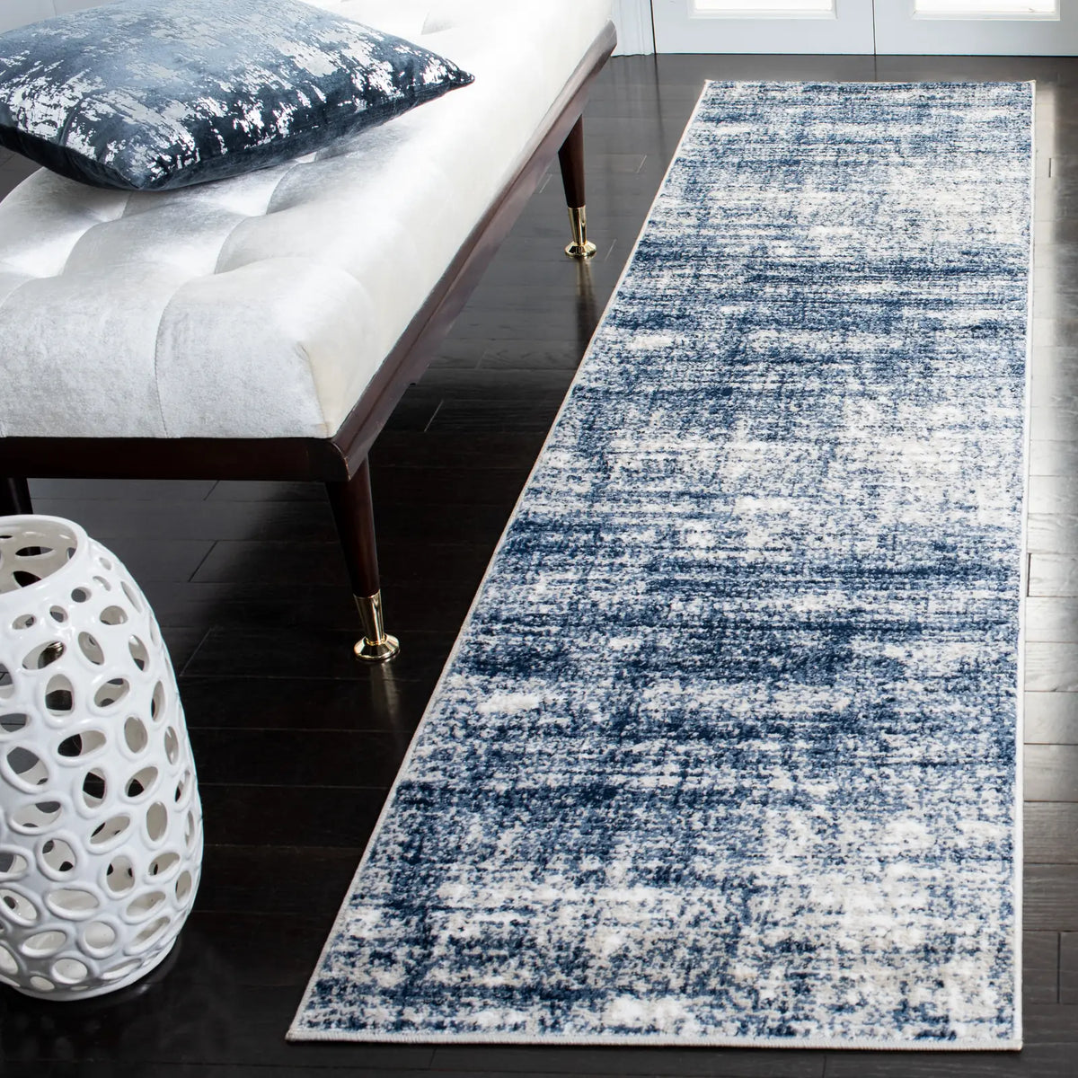 Safavieh Skyler 2'-2" x 9'-0" Rug in Ivory / Navy