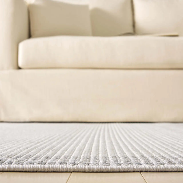 Safavieh Martha Stewart Serenity 4'-0" x 6'-0" Rug in Ivory / Grey