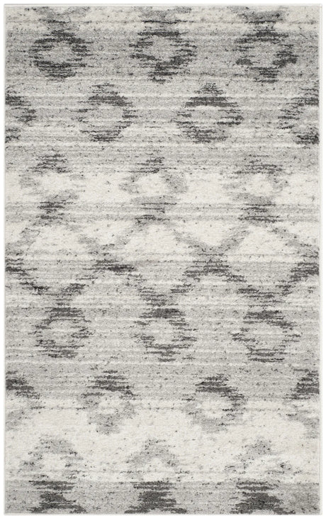 Safavieh Adirondack 3'-0" x 5'-0" Rug in Silver / Charcoal