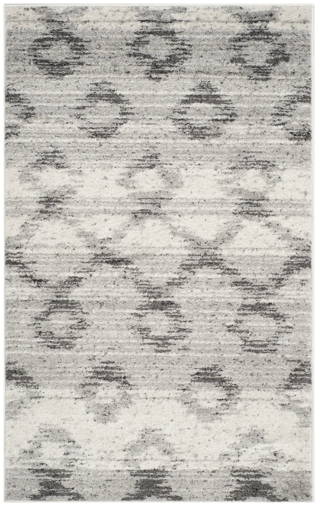 Safavieh Adirondack 3'-0" x 5'-0" Rug in Silver / Charcoal