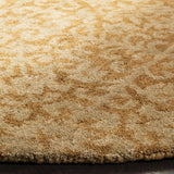 Safavieh Antiquity 6'-0" x 6'-0" Rug in Gold / Beige