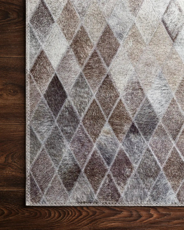 Loloi Maddox Mad-04 Sand / Taupe Rugs - corner on wood