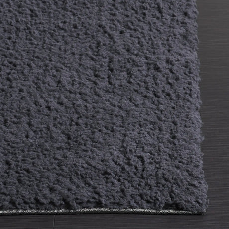 Safavieh Rumi Shag 4'-0" x 6'-0" Rug in Charcoal