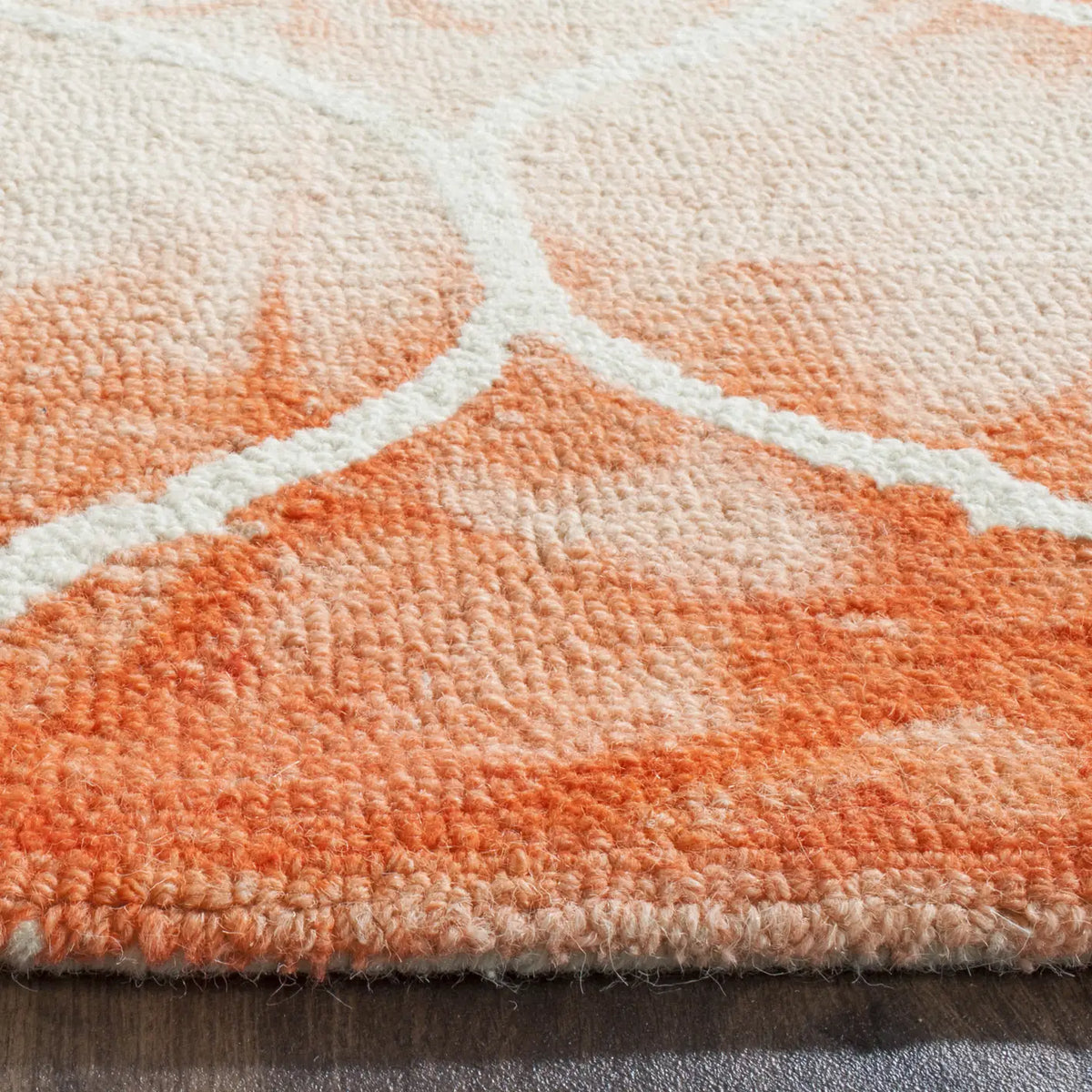 Safavieh Dip Dye 4'-0" x 6'-0" Rug in Orange / Ivory