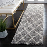 Safavieh Venus Shag 500 2'-2" x 8'-0" Rug in Grey / Ivory