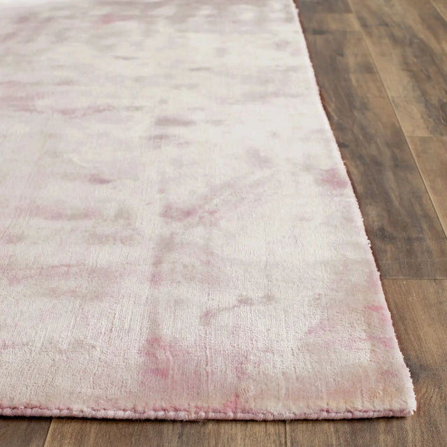 Safavieh Tibetan 8'-0" x 10'-0" Rug in Pink
