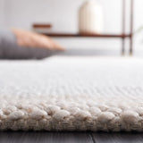 Safavieh Natura 4'-0" x 6'-0" Rug in Ivory / Beige