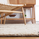 Safavieh Casablanca 4'-0" x 6'-0" Rug in Beige