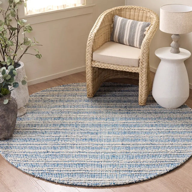Safavieh Metro 6'-0" x 6'-0" Rug in Blue / Ivory