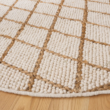 Safavieh Natura 6'-0" x 6'-0" Rug in Ivory / Natural