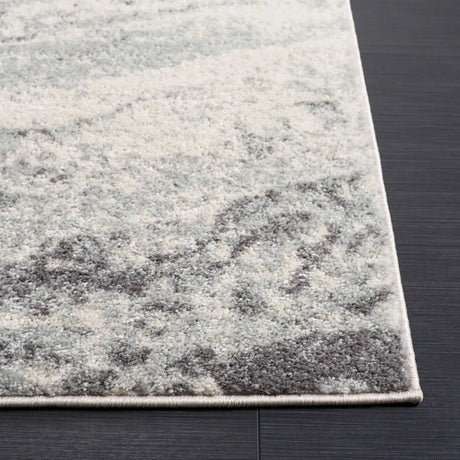 Safavieh Tulum 4'-0" x 6'-0" Rug in Ivory / Grey