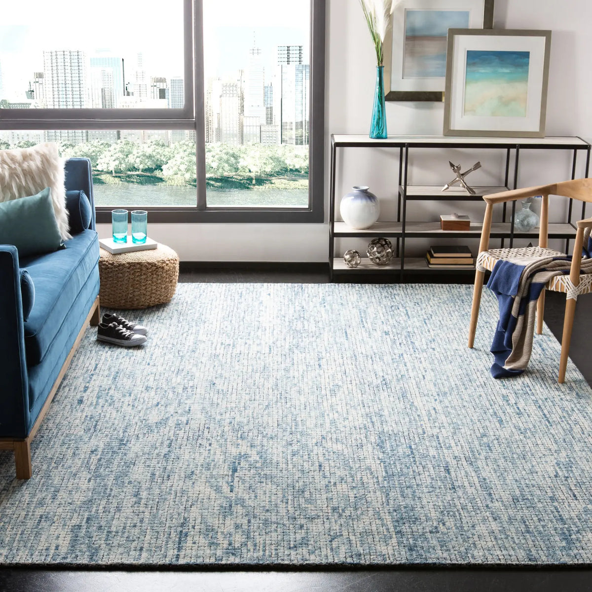 Safavieh Abstract 10'-0" x 14'-0" Rug in Ivory / Navy