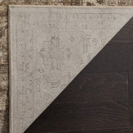 Safavieh Vintage 5'-3" x 7'-6" Rug in Mouse