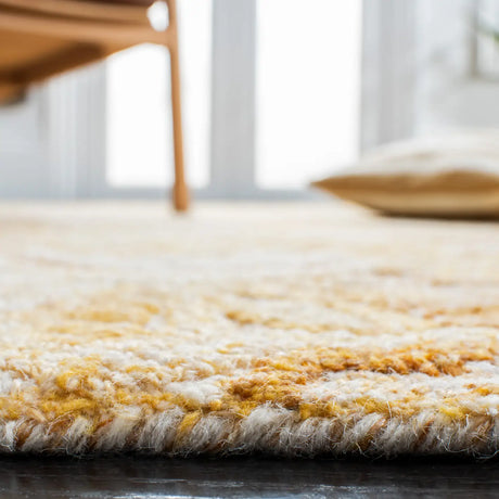 Safavieh Marquee 5'-0" x 8'-0" Rug in Yellow / Ivory