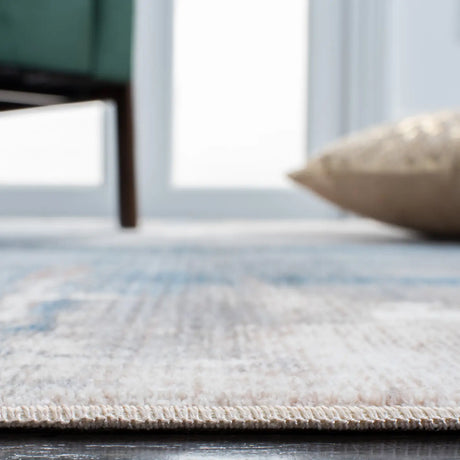 Safavieh Vintage Persian 4'-0" x 6'-0" Rug in Blue / Grey