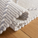 Safavieh Vermont 4'-0" x 6'-0" Rug in Ivory / Grey