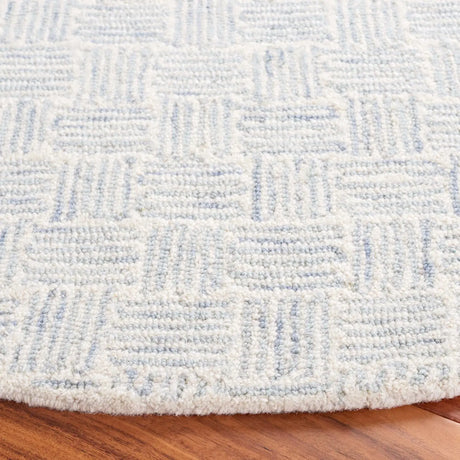 Safavieh Micro-Loop 5'-0" x 5'-0" Rug in Ivory / Grey