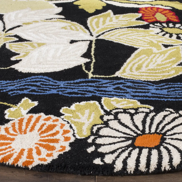 Safavieh Bella 5'-0" x 5'-0" Rug in Black / Multi