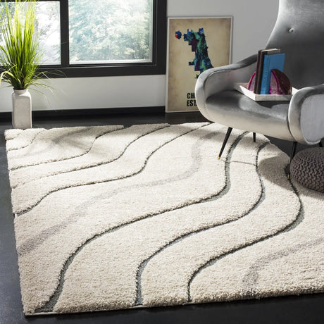 Safavieh Florida Shag 4'-0" x 6'-0" Rug in Cream / Light Blue