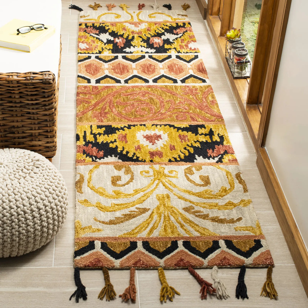 Safavieh Suzani 2'-3" x 8'-0" Rug in Rust / Gold