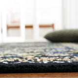Safavieh Micro-Loop 5'-0" x 8'-0" Rug in Black / Green