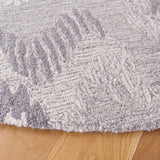 Safavieh Ikat 6'-0" x 6'-0" Rug in Grey / Ivory