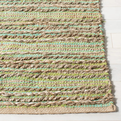 Safavieh Cape Cod 4'-0" x 6'-0" Rug in Green