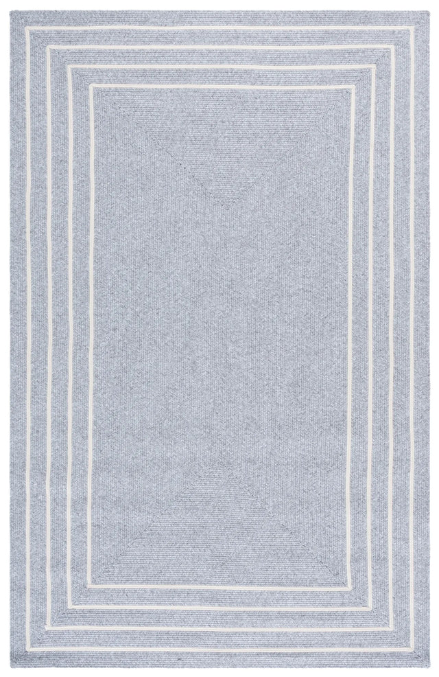 Safavieh Braided 4'-0" x 6'-0" Rug in Light Grey / Ivory