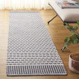 Safavieh Montauk 2'-3" x 9'-0" Rug in Navy / Ivory