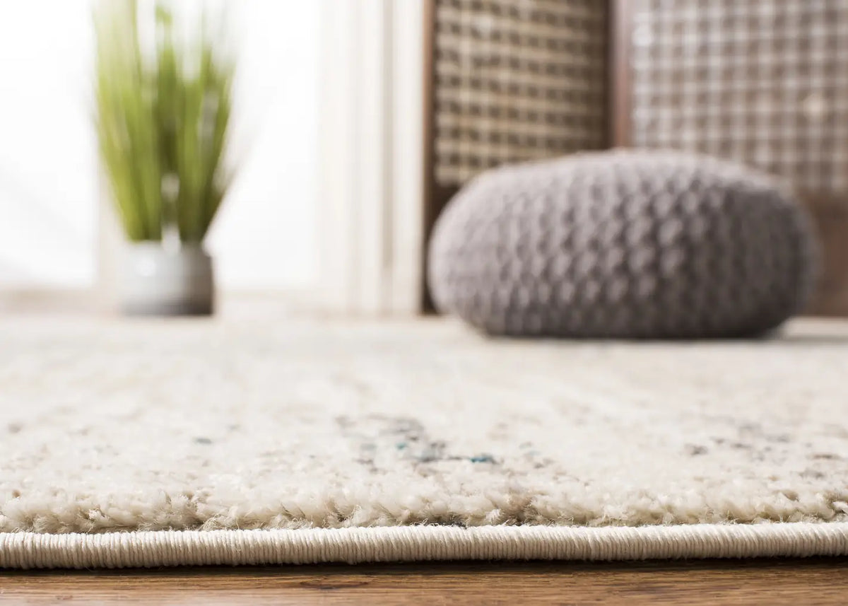 Safavieh Monaco 4'-0" x 5'-7" Rug in Grey / Multi