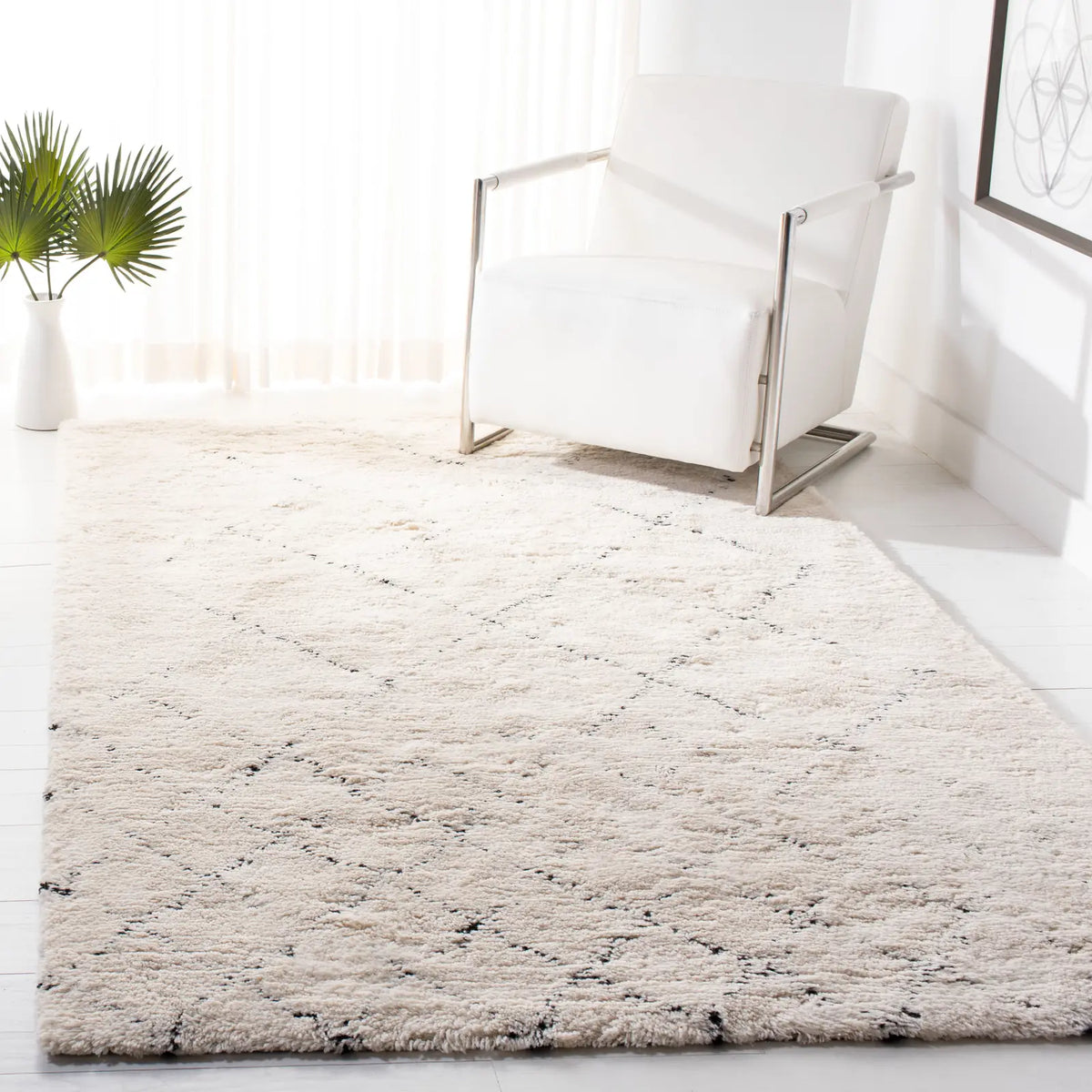 Safavieh Casablanca 4'-0" x 6'-0" Rug in Ivory / Black