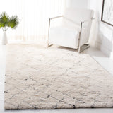 Safavieh Casablanca 4'-0" x 6'-0" Rug in Ivory / Black