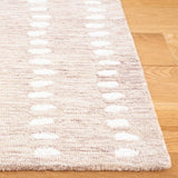 Safavieh Abstract 4'-0" x 6'-0" Rug in Beige / Ivory