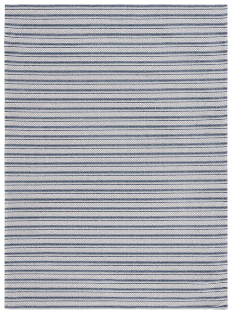 Safavieh Martha Stewart 5'-0" x 7'-0" Rug in Navy / Light Grey
