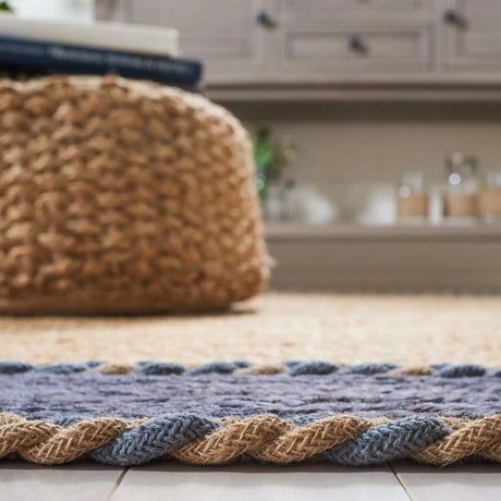 Safavieh Natural Fiber 5'-0" x 8'-0" Rug in Natural / Dark Grey