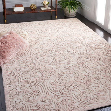 Safavieh Trace 4'-0" x 6'-0" Rug in Ivory / Pink