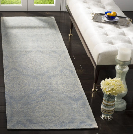 Safavieh Marbella 2'-3" x 8'-0" Rug in Blue / Ivory