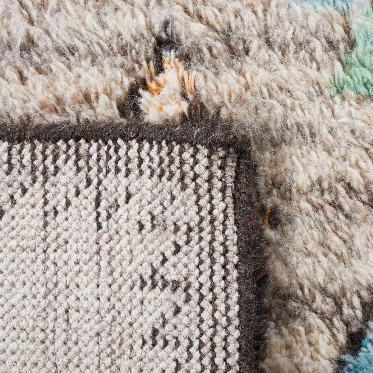 Safavieh Kenya 5'-0" x 8'-0" Rug in Natural / Multi