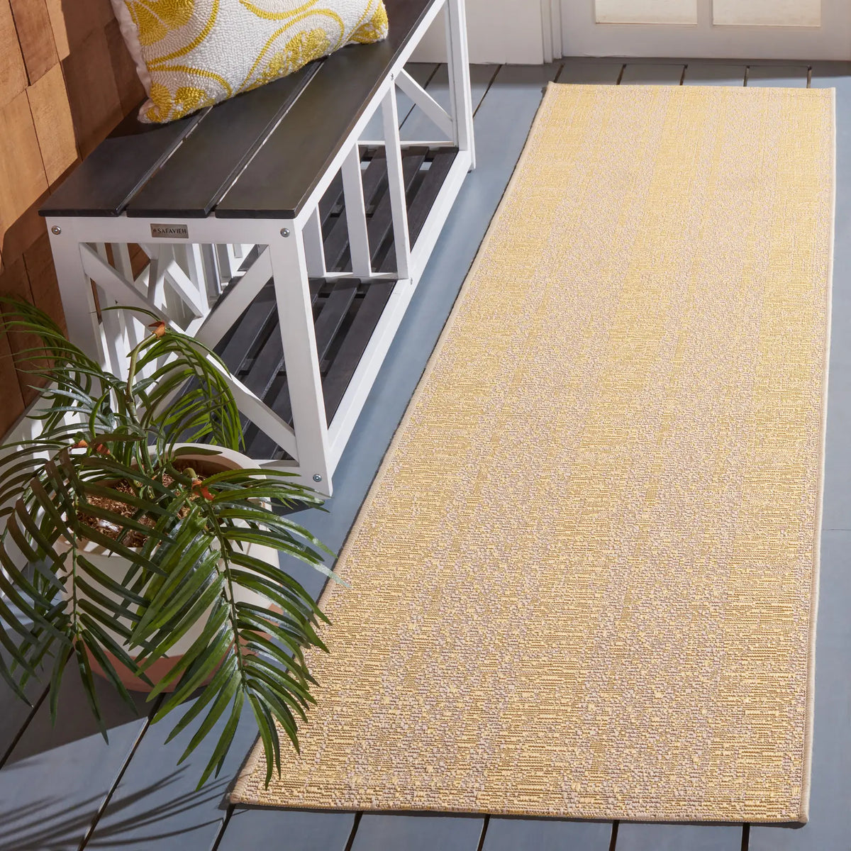 Safavieh Courtyard 2'-3" x 8'-0" Rug in Beige / Gold