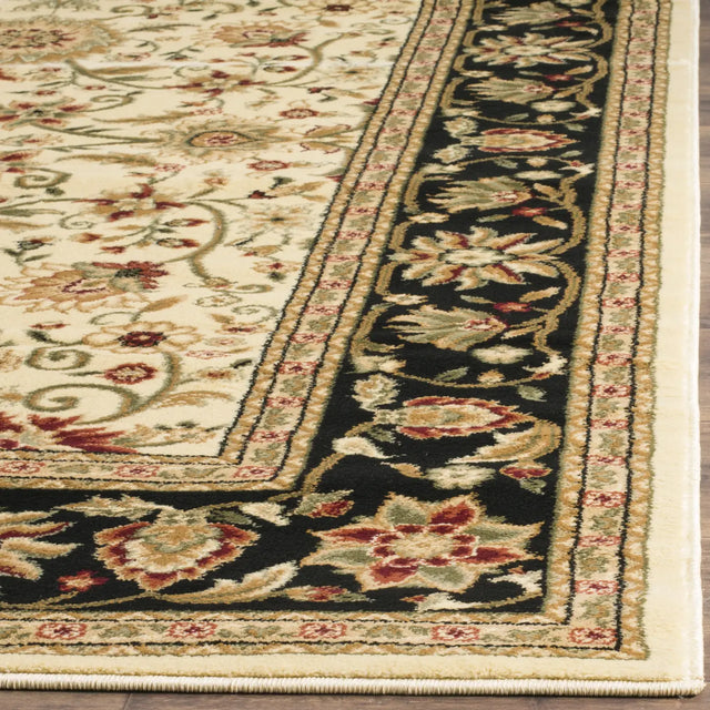 Safavieh Lyndhurst 4'-0" x 6'-0" Rug in Ivory / Black