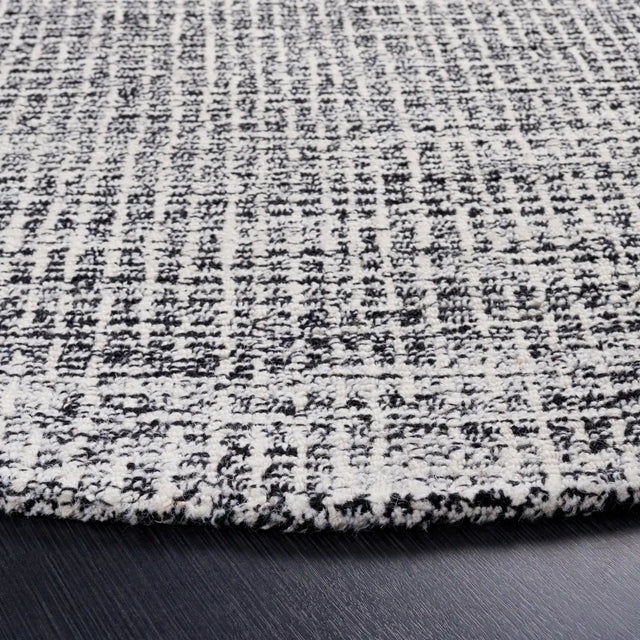 Safavieh Abstract 6'-0" x 6'-0" Rug in Black / Ivory