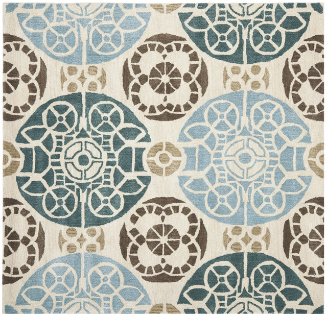 Safavieh Wyndham 7'-0" x 7'-0" Rug in Beige / Blue