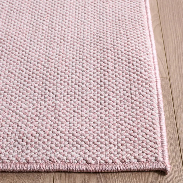 Safavieh River 4'-0" x 6'-0" Rug in Pink / Ivory