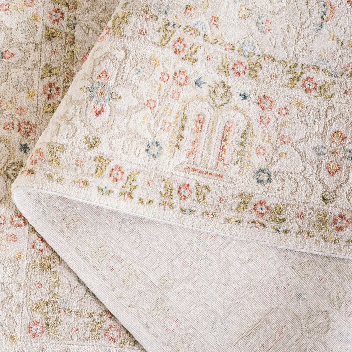 Safavieh Verona 8'-0" x 10'-0" Rug in Ivory / Rust