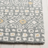Safavieh Micro-Loop 4'-0" x 6'-0" Rug in Silver / Ivory