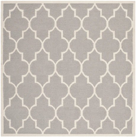 Safavieh Dhurries 6'-0" x 6'-0" Rug in Dark Grey / Ivory