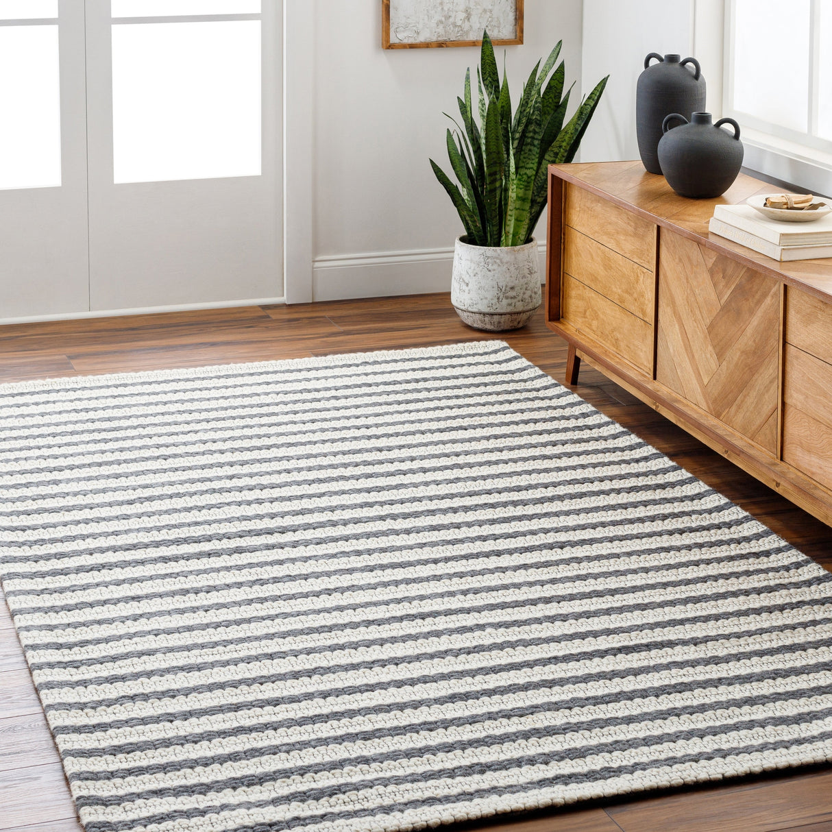 Surya Empoli Epo-2302 Light Grey, Off-White, Dark Grey, Pale Slate, Nickel Rug.