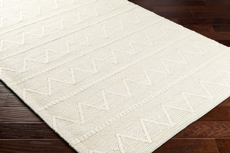 Surya Empoli Epo-2305 Off-White, Light Silver Rug.