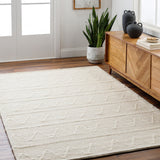 Surya Empoli Epo-2305 Off-White, Light Silver Rug.