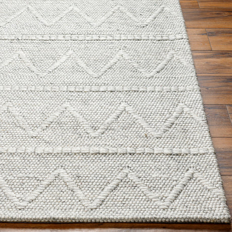 Surya Empoli Epo-2307 Silver, Light Grey Rug.